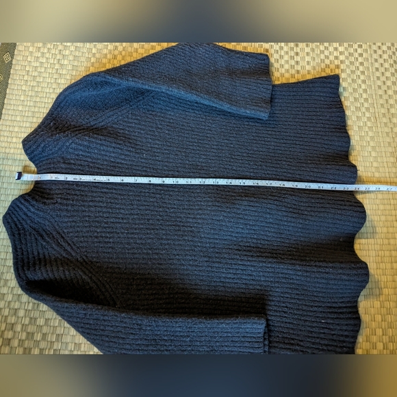 Elizabeth Suzann 100% Climate Beneficial Wool Sweater Womens Sz S/M Made in USA - Picture 7 of 7